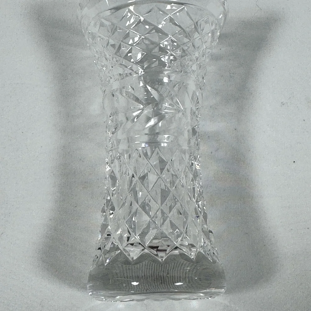 Waterford Crystal Glandore Cut Glass‎ 4” Bud Vase